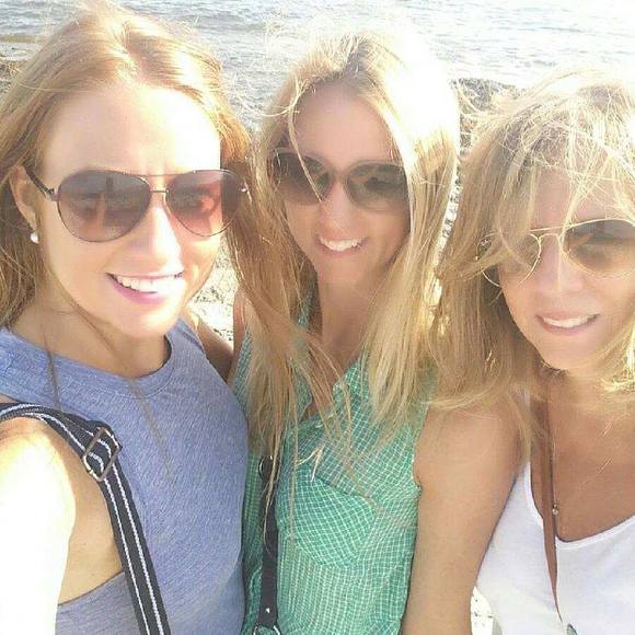 Meet your Posher, Patricia - Picture 1 of 1